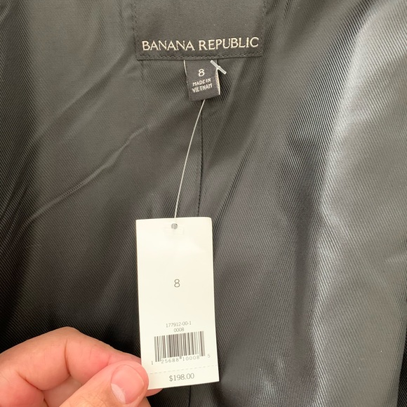 Banana Republic Light Weight Trench Coat - Picture 3 of 3